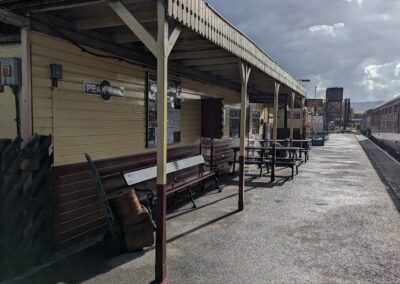 Peak Rail platform